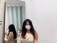 Solo Asian Girl Dancing